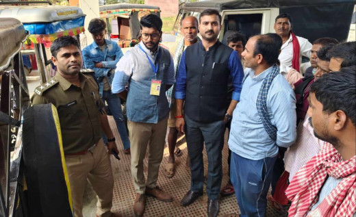 नाबालिग ई रिक्शा और ऑटो चालकों पर हुई कार्यवाही