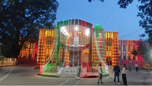 127 वर्षों की गौरवशाली यात्रा का उत्सव, रोशनी से जगमगाया लंगट सिंह महाविद्यालय 