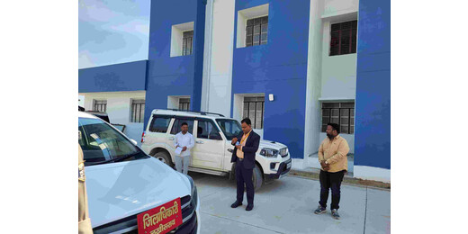 शिवसोना में निर्माणाधीन आवासीय विद्यालय का डीएम ने किया निरीक्षण, कार्य में तेजी लाने के निर्देश