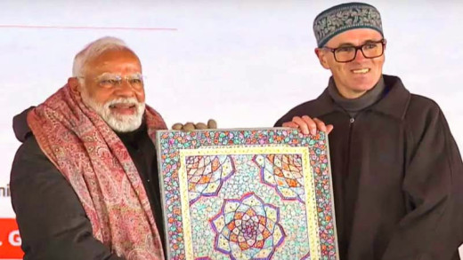 उमर अब्दुल्ला ने की मोदी की जमकर तारीफ, कहा बिना किसी गड़बड़ी के कराए गए चुनाव