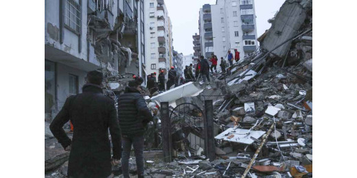 भूकंप से फिर कांपा तुर्किये, अब तक 4,300 से ज्यादा मौतें 
