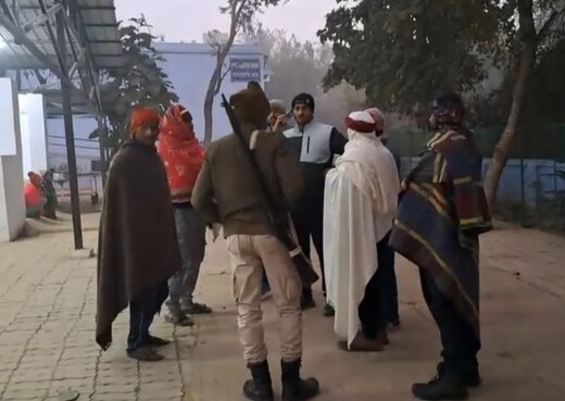 युवक की निर्मम हत्या, पांच गोलियों से छलनी मिला शव