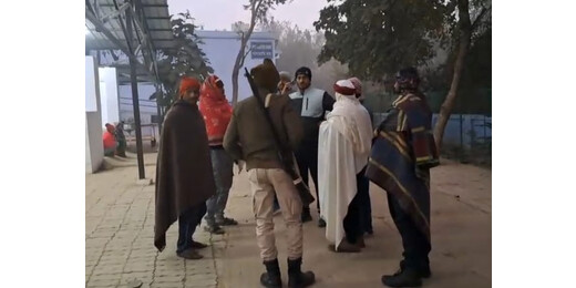 युवक की निर्मम हत्या, पांच गोलियों से छलनी मिला शव