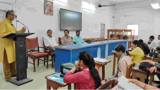 आरडीएस कॉलेज में असाइनमेंट लेखन कार्यशाला, छात्रों को मिला शोध लेखन का प्रशिक्षण