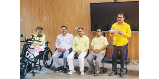 लंगट सिंह कॉलेज में शिक्षकेतर कर्मचारी संघ की आम सभा, मांगों को लेकर रणनीति तैयार