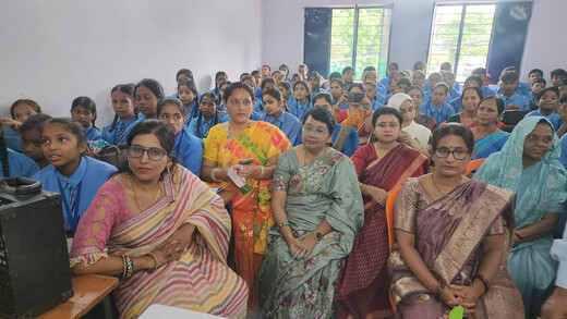 बाल एवं महिला उत्पीड़न के प्रति जागरूकता कार्यक्रम आयोजित