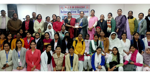 एमडीडीएम में राष्ट्र के निर्माण में महिलाओं की भूमिका पर संवाद सत्र आयोजित