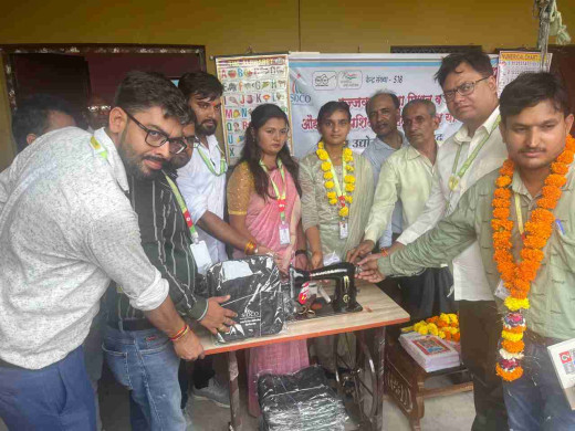 उज्ज्वला शिक्षा मिशन और औद्योगिक प्रशिक्षण महिला विकास योजना केंद्र का उद्घाटन