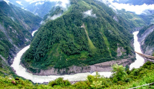 नदियों को हम सभी मईया बुलाते हैं, क्या आपको पता है कि किस नदी को पिता का दर्जा है