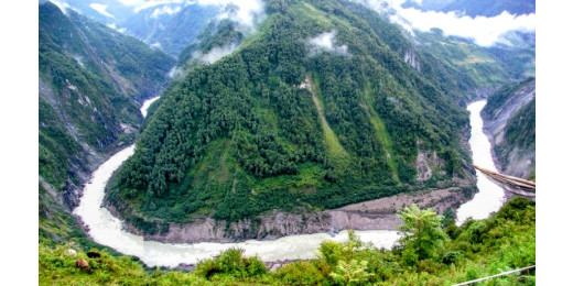 नदियों को हम सभी मईया बुलाते हैं, क्या आपको पता है कि किस नदी को पिता का दर्जा है