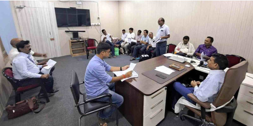 टीआरई 3 परीक्षा को लेकर डीईओ ने किया केंद्राधीक्षकों के साथ बैठक