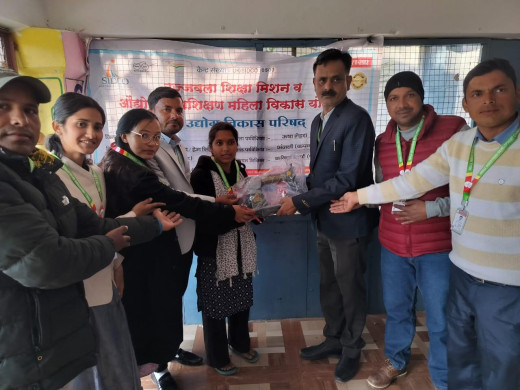 उत्तराखंड : शिक्षा मिशन और औद्योगिक प्रशिक्षण महिला विकास योजना का शुभारंभ