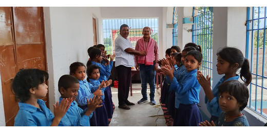 गुरु-शिष्य परंपरा के तहत विद्यालय में नाट्य कार्यशाला, विद्यार्थियों ने सीखे रंगमंच के गुर