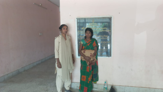 4 लीटर अवैध महुआ चुलाई शराब के साथ महिला गिरफ्तार 