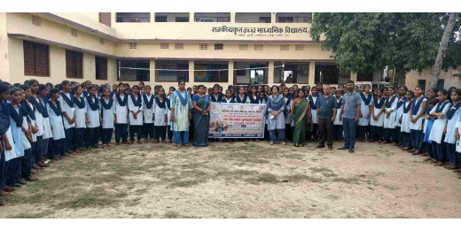 उच्च विद्यालय हलसी में सखी वार्ता का आयोजन, हिंसा के विभिन्न रूपों पर जागरूकता अभियान