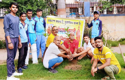 पंडित दीनदयाल उपाध्याय के जयंती पर वृक्षारोपण, पर्यावरण संरक्षण का संकल्प