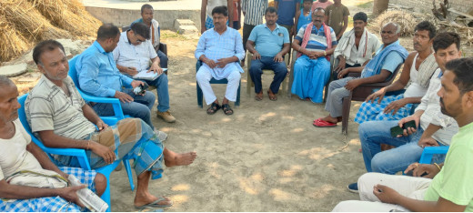 विद्युत समस्या के समाधान के लिए पूर्व मंत्री ने की पहल, अधिकारियों संग किया प्रभावित बस्तियों का दौरा