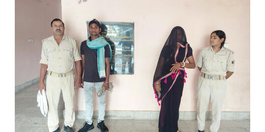 लखीसराय में बीयर और चुलाई शराब के साथ महिला समेत दो गिरफ्तार, दो धंधेबाज फरार