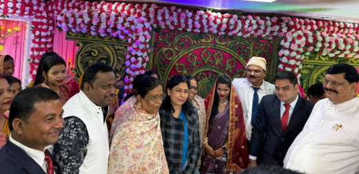 पूर्व उप मुख्यमंत्री रेणु देवी ने की सगाई और वैवाहिक समारोह में शिरकत