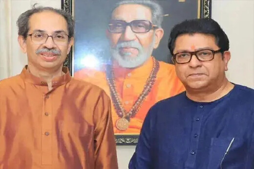 ठाकरे बंधुओं की मुलाकात से गरमाई महाराष्ट्र की सियासत, छह साल बाद मातोश्री पहुंचे राज ठाकरे