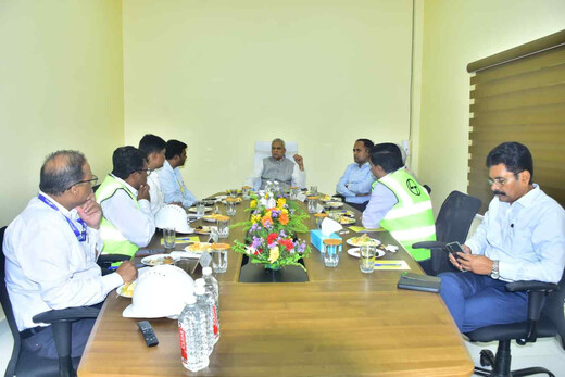 कजरा सौर संयंत्र का ऊर्जा मंत्री ने लिया जायजा, परियोजना की प्रगति पर जताया संतोष