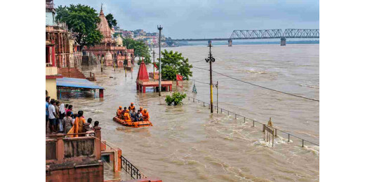 बिहार में बाढ़ का कहर, गंगा ने पार किया उच्चतम बाढ़ स्तर