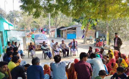 मोतीपुर गांधी कुष्ट आश्रम में कम्बल वितरण, रोजगार सृजन पर हुई चर्चा