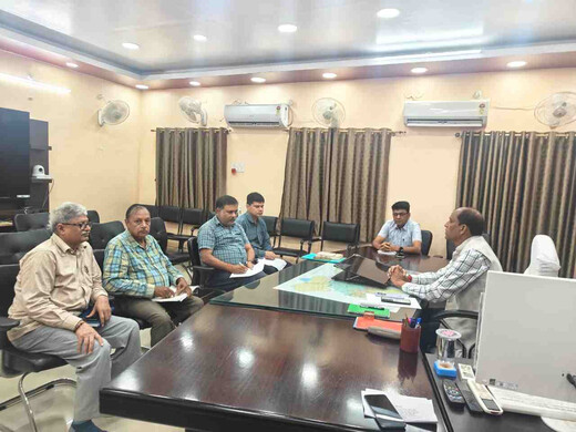 टीबी मुक्त लखीसराय अभियान की समीक्षा, डीएम ने स्क्रीनिंग और जागरूकता बढ़ाने के दिए निर्देश