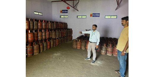 गैस आपूर्ति पर प्रशासन सख्त, जमाखोरों के खिलाफ धावा दल गठित