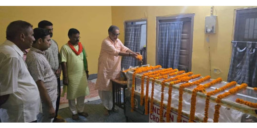 पूर्व मंत्री स्व ब्रजकिशोर सिंह को श्रद्धांजलि देते सांसद राधामोहन सिंह