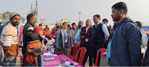 डीएम के निर्देश पर जनता को मिली सरकारी योजनाओं का लाभ