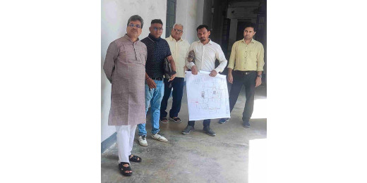 लंगट सिंह कॉलेज में चल रहे कार्यों का प्राचार्य प्रो. ओमप्रकाश राय ने निरीक्षण कर दिए निर्देश