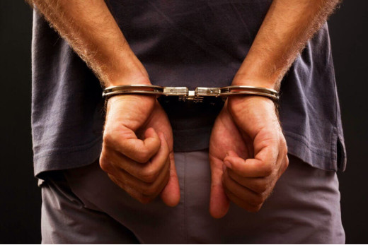 कबैया थाना पुलिस ने वारंटियों को दबोचा, कार्रवाई जारी 