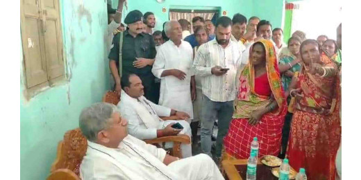 राजनीति में जो करता है गरीब की सेवा, वही नेता होता है विकास पुत्र : सांसद