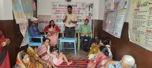 सखी वार्ता कार्यक्रम में महिलाओं को स्वरोजगार, बचत और बाल विवाह रोकथाम के प्रति किया गया जागरूक