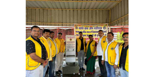 प्रदीप खेतान ने अशोक धाम मंदिर ट्रस्ट को शीतल पेय मशीन दान की