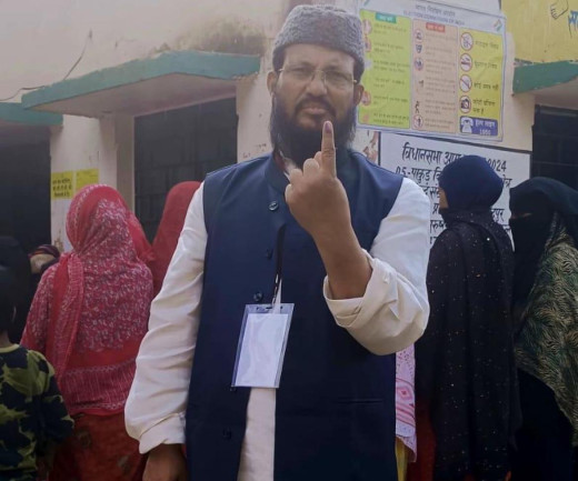 पूर्व विधायक और सपा प्रत्याशी जनाब अकिल अख्तर ने किया मतदान