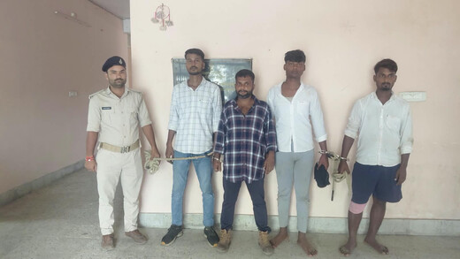 लखीसराय मद्य निषेध पुलिस की दोहरी स्ट्राइक: यूपी और भागलपुर के तस्करों समेत 4 दबोचे गए